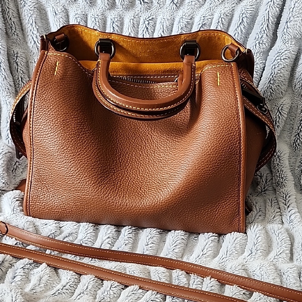 Coach Rogue 30 - Burnt Amber